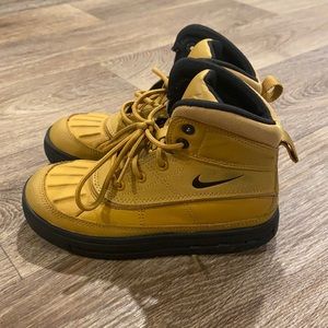 Nike Woodside 2 High ACG boots, sz 13C